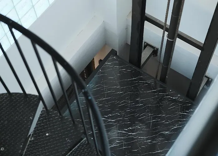 Apartment Private Full-floor Spacious 5br In China Town *