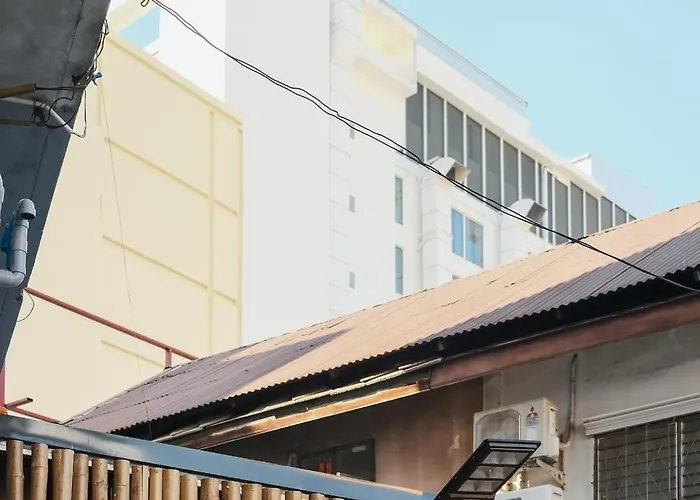 Private Full-floor Spacious 5br In China Town *