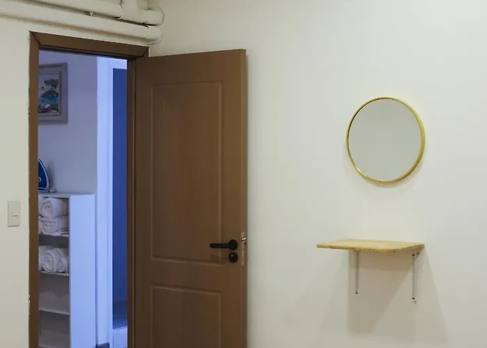 Apartment Private Full-floor Spacious 5br In China Town *