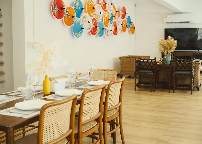 Private Full-floor Spacious 5br In China Town Apartment Bangkok