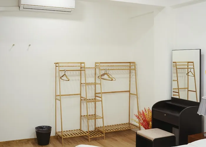 Private Full-floor Spacious 5br In China Town Bangkok